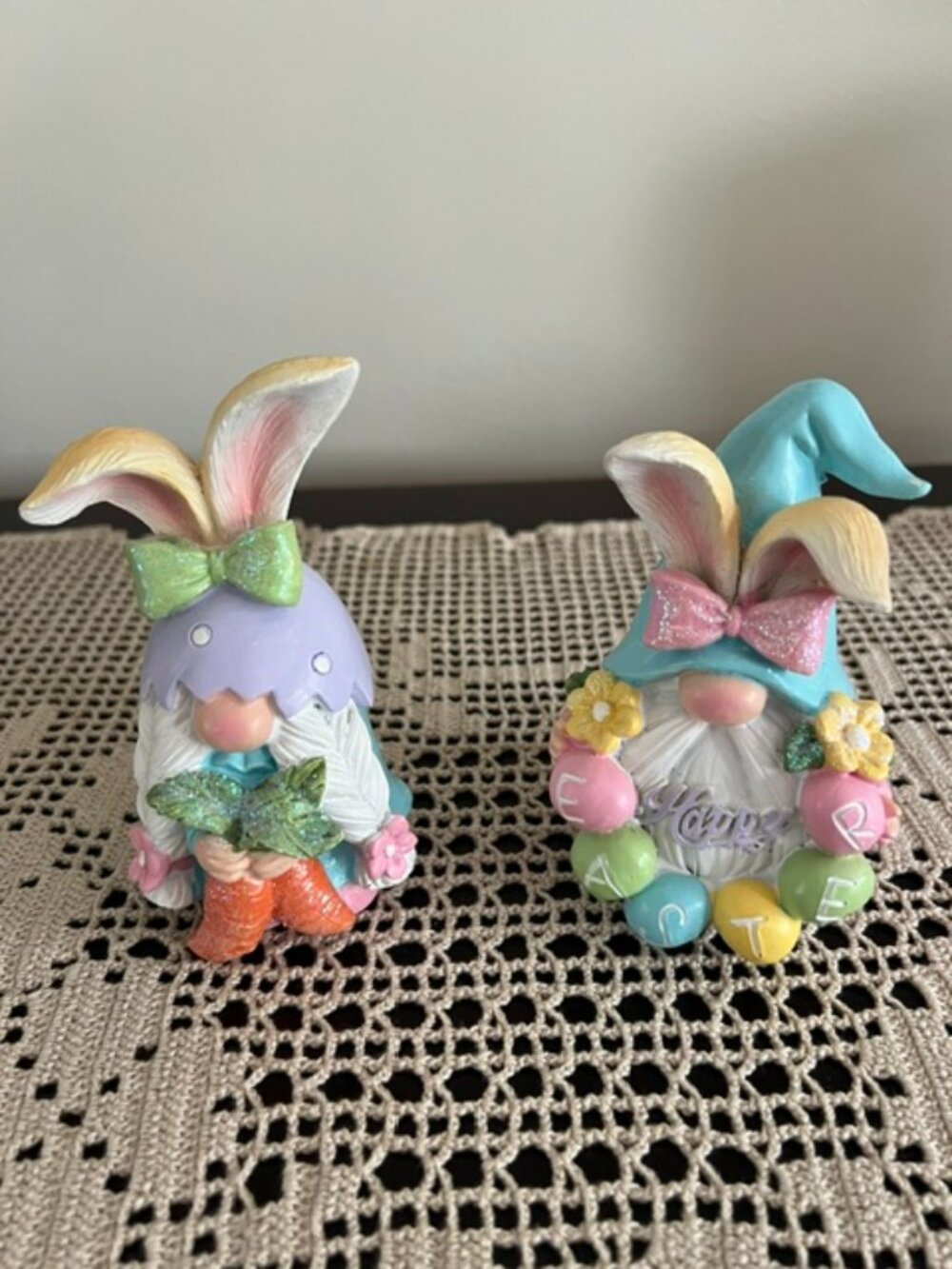 Easter Gnomes w/ Bunny Ears Set of 2 Carved Floral Eggs Glitter Bows Resin